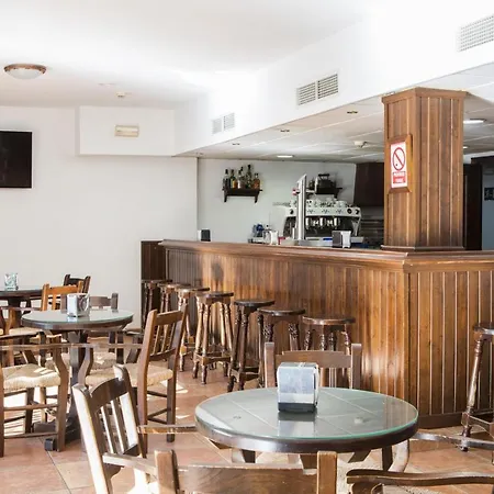 Tugasa Sierra Y Cal Hotel
