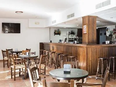 Tugasa Sierra Y Cal Hotel