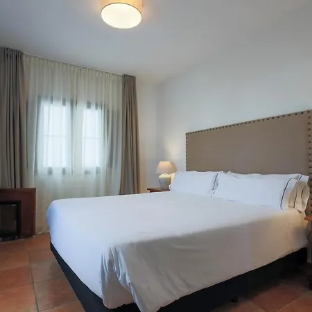 Hotel Tugasa Sierra Y Cal Olvera
