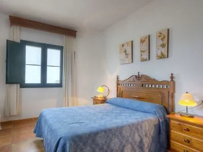 Hotel Tugasa Sierra Y Cal
