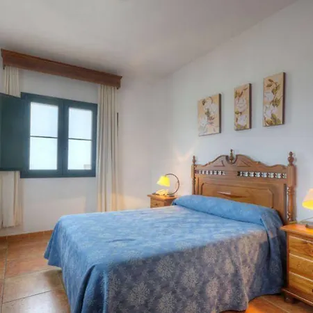 Hotel Tugasa Sierra Y Cal